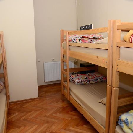 Hostel Batumi Globus Ngoại thất bức ảnh