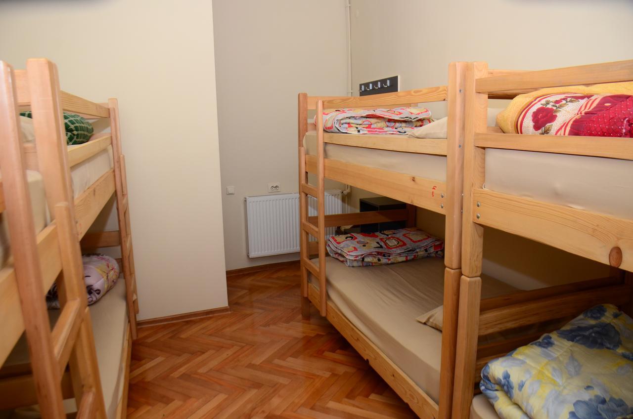 Hostel Batumi Globus Ngoại thất bức ảnh