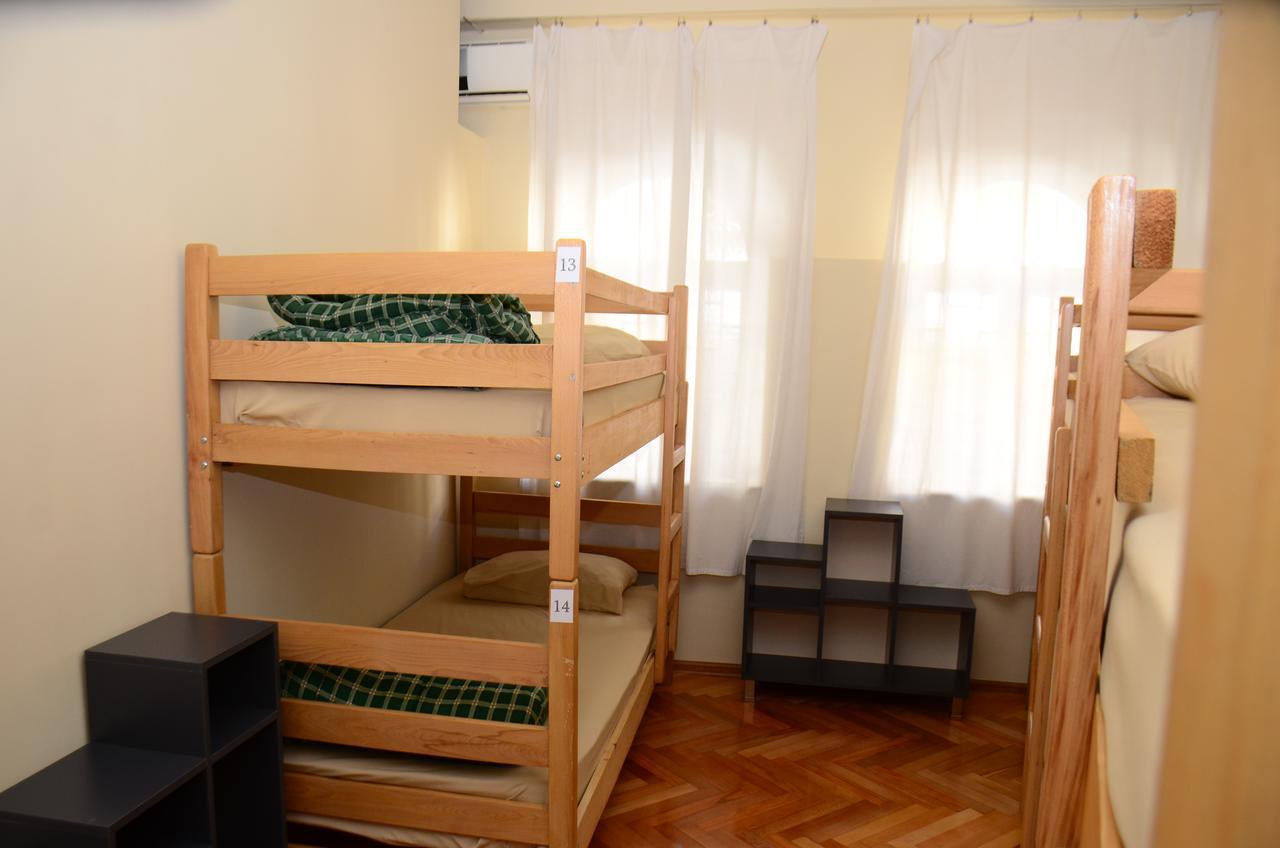 Hostel Batumi Globus Ngoại thất bức ảnh