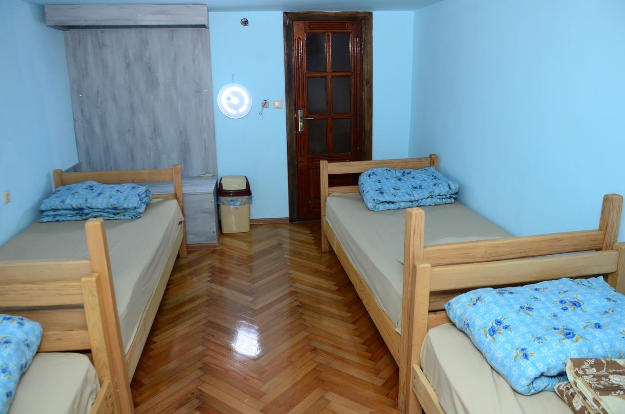 Hostel Batumi Globus Ngoại thất bức ảnh